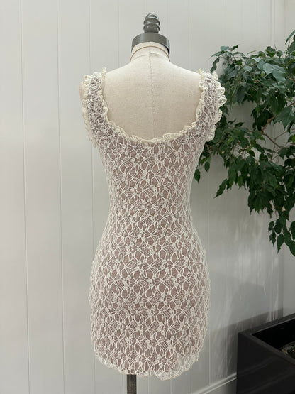 Date In Lace Dress