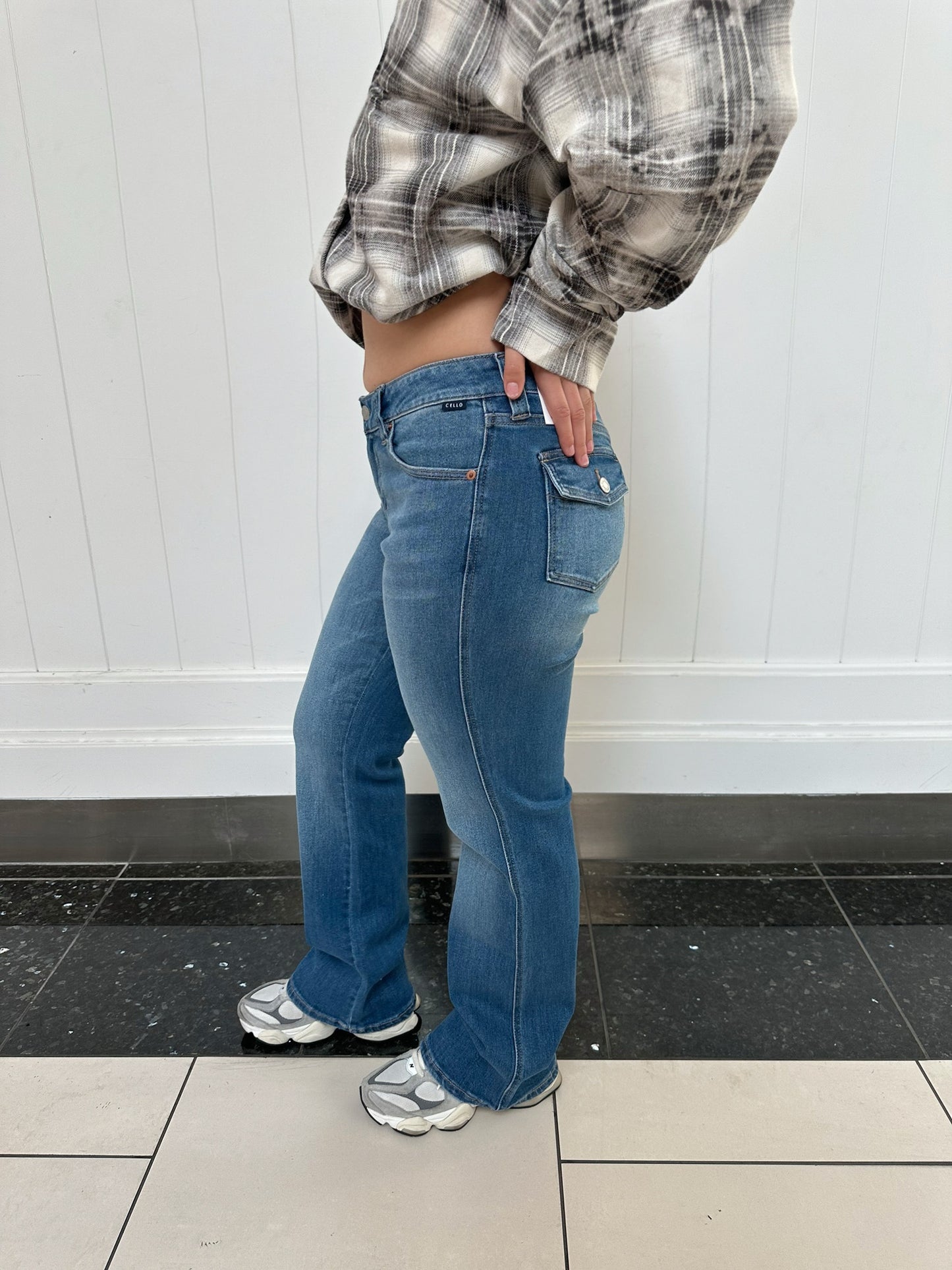 Mia Low Rise Jeans